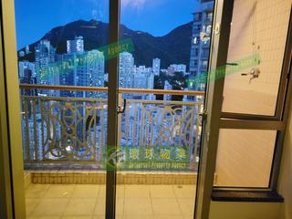 Kennedy Town - The Merton Tower 1 03