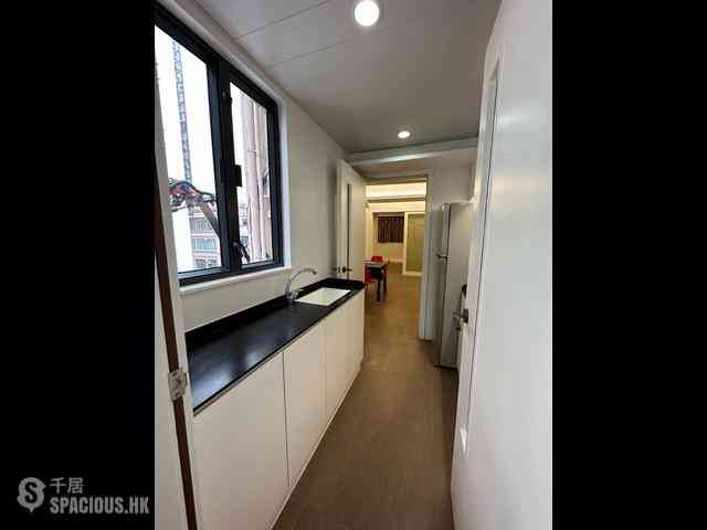 Wan Chai - The Mount 06