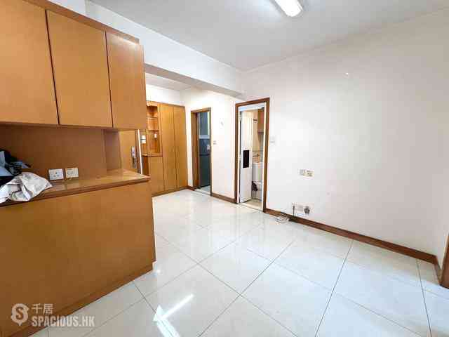 Wan Chai - Wing Tak Building 03