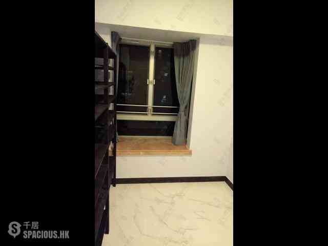 Sai Ying Pun - Ying Wa Court 10