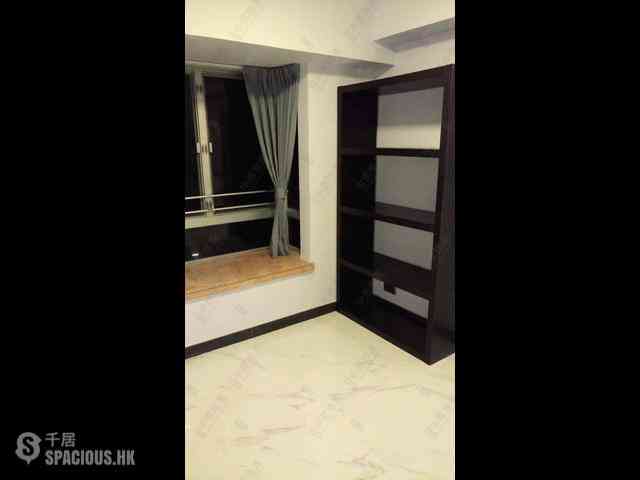 Sai Ying Pun - Ying Wa Court 12