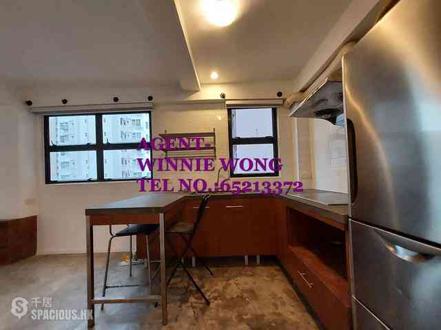 Sai Ying Pun - Sun Luen Building 04