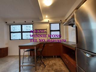 Sai Ying Pun - Sun Luen Building 10