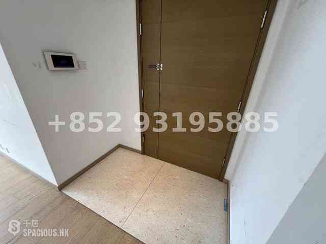 Sai Ying Pun - The Summa Block 1 04