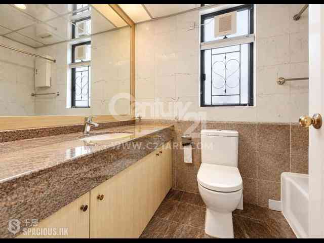 Mid Levels Central - Clovelly Court 06
