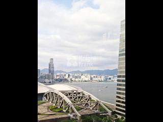 Wan Chai - Convention Plaza Apartments 04