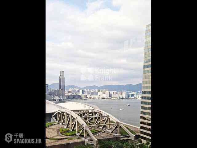 Wan Chai - Convention Plaza Apartments 04