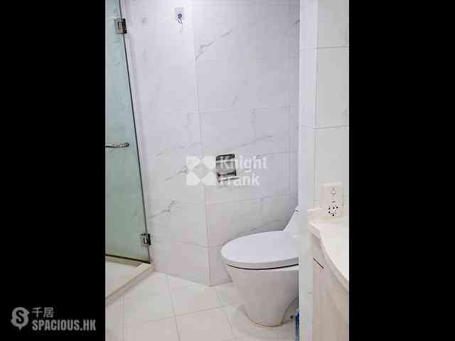 Wan Chai - Convention Plaza Apartments 10