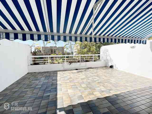 Repulse Bay - Burnside Estate 03