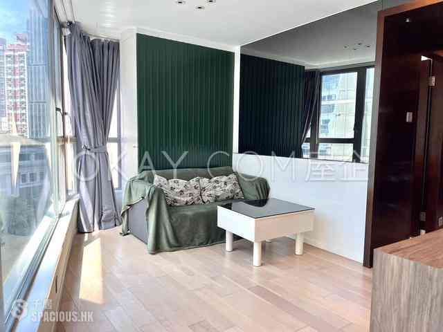Central - Knight on Wyndham 02
