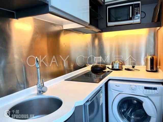 Central - Knight on Wyndham 03