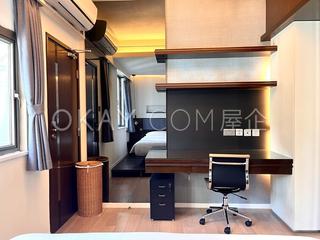 Central - Knight on Wyndham 08