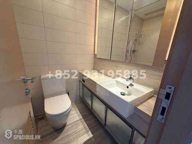 Sai Ying Pun - Island Crest Block 1 02