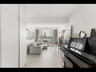 Causeway Bay - Hoi Deen Court 04
