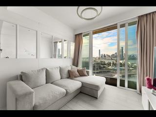 Causeway Bay - Hoi Deen Court 07