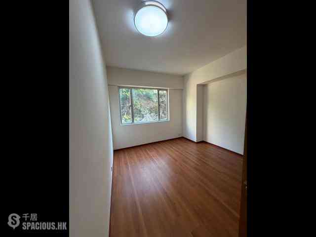 Mid Levels West - Realty Gardens 03
