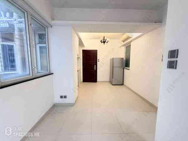 Wan Chai - Hay Wah Building 03