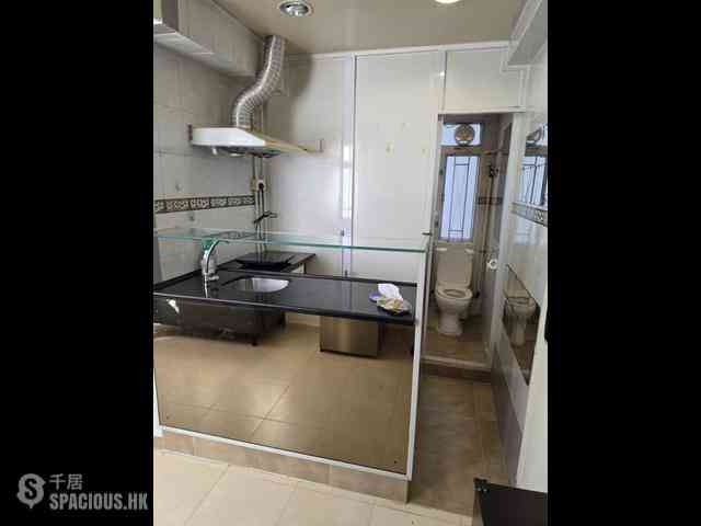 Causeway Bay - Yee Wah Mansion 04