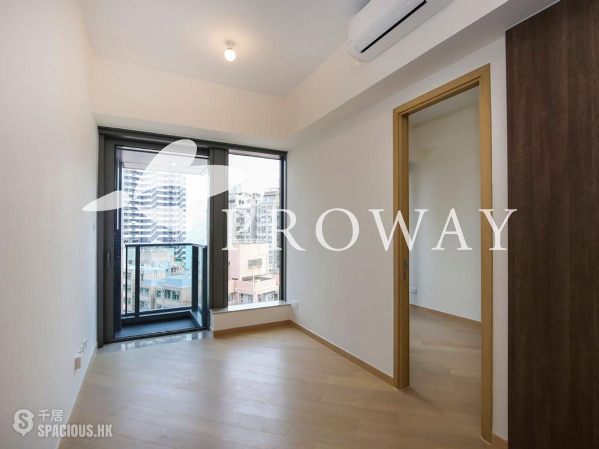 Shek Tong Tsui - Novum West 01