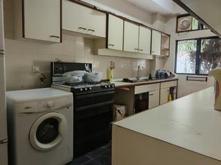Chung Hom Kok - Cypresswaver Villas Block B 08