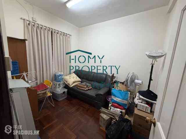 Quarry Bay - Yuen Tung Building 06
