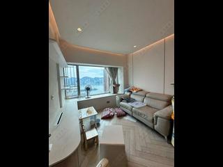 West Kowloon - Sorrento Phase 1 Block 6 02