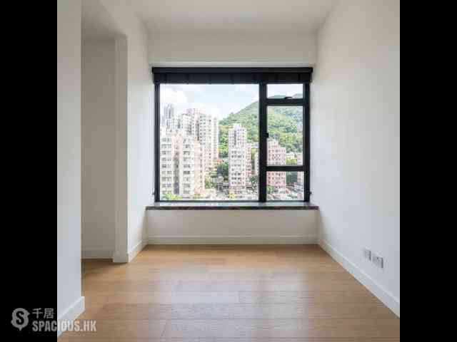 Tai Hang - The Warren 11
