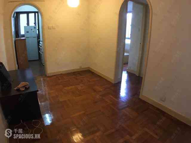 Mid Levels Central - Rich Court 01