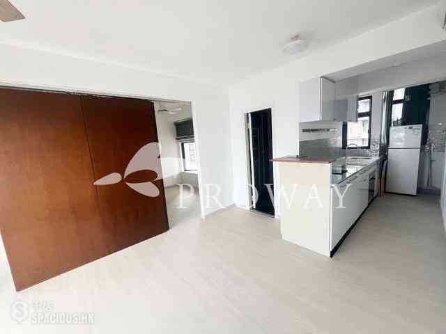 Mid Levels Central - Sussex Court 03