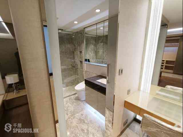 Mid Levels Central - Kennedy Heights 10