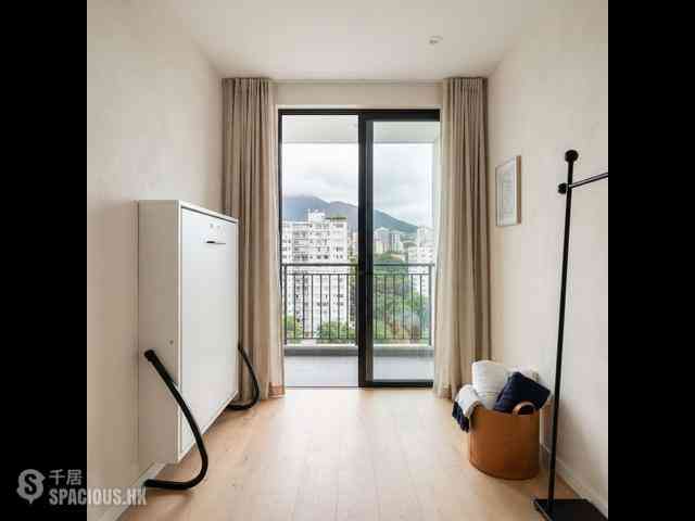 Happy Valley - The Aster (Resiglow) 05