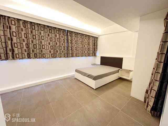 Wan Chai - The Mount 04