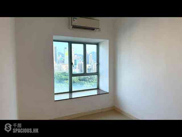 Tsim Sha Tsui - The Victoria Towers 06