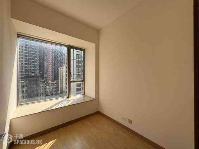 Sai Ying Pun - Island Crest Block 1 13