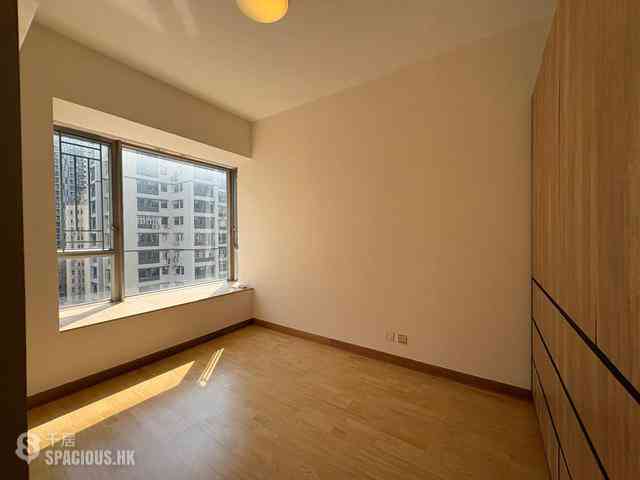 Sai Ying Pun - Island Crest Block 1 15