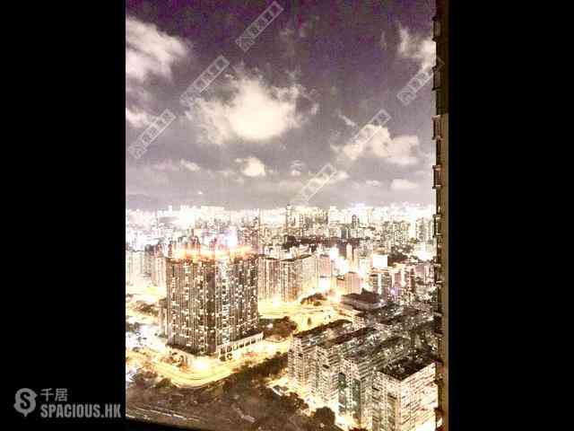 西九龍 - 擎天半島1期3座 01