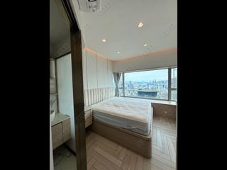West Kowloon - The Arch Sky Tower (Block 1) 02