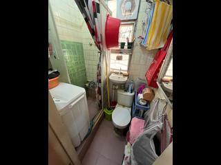 Sai Ying Pun - Kam Kwan Building 02