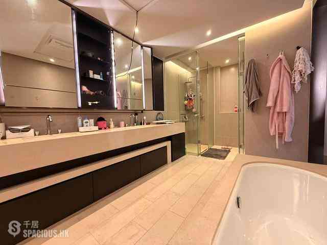 Clear Water Bay - Mount Pavilia Block A 24