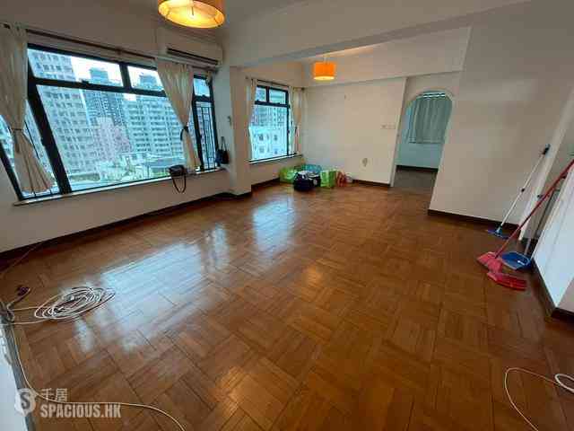 Mid Levels West - Greenland Gardens 12