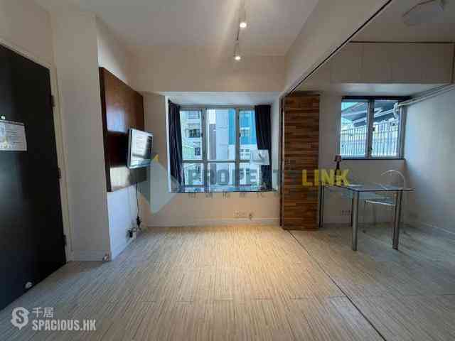Mid Levels West - Cartwright Gardens 01