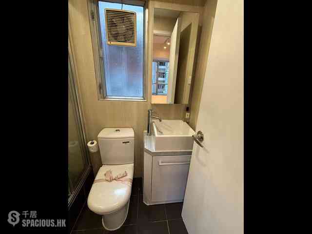 Mid Levels West - Cartwright Gardens 11