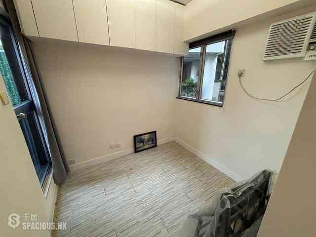 Mid Levels West - Cartwright Gardens 12