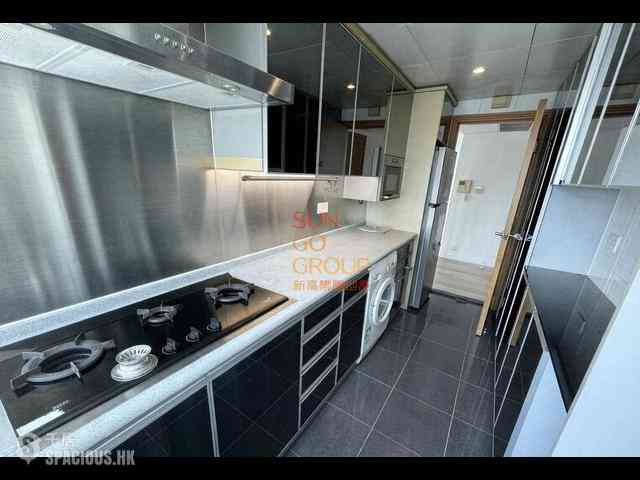 Mid Levels West - 80 Robinson Road 10