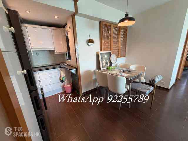 Kennedy Town - Serene Court 05