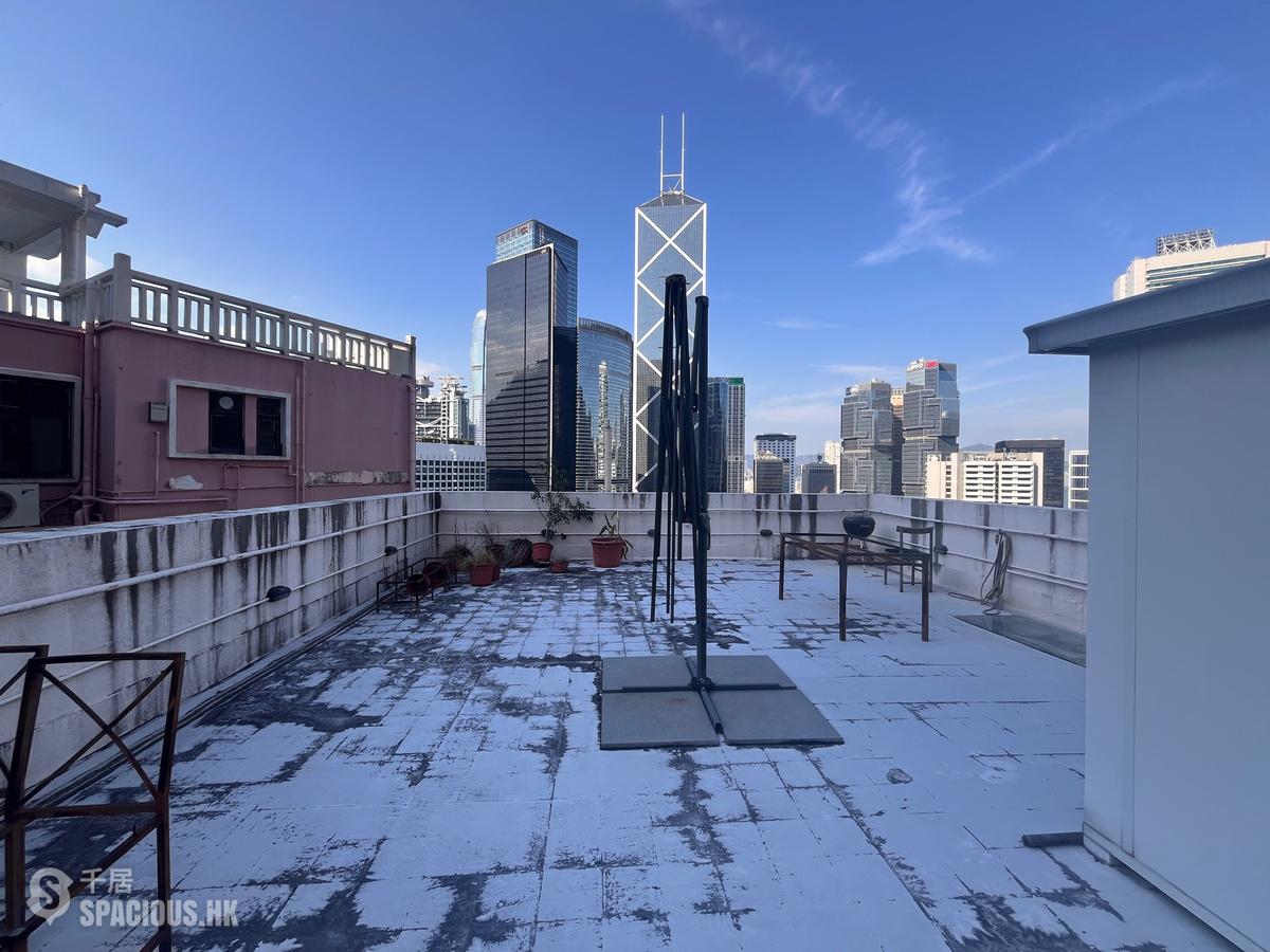 Mid Levels Central - Mackenny Court 01