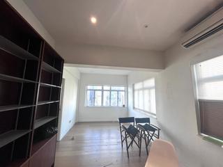 Mid Levels Central - Mackenny Court 06