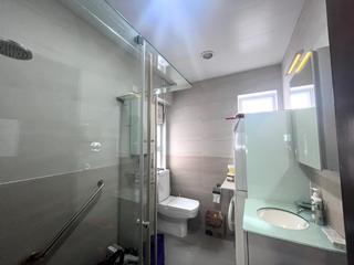 Mid Levels Central - Mackenny Court 08