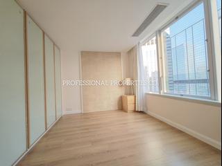 Wan Chai - Convention Plaza Apartments 05