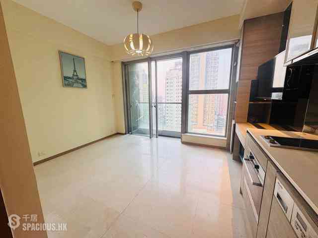 Sai Ying Pun - The Summa Block 2 02